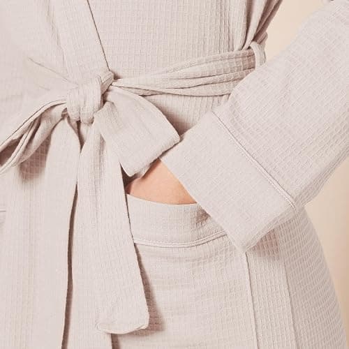 Amazon Essentials Women's Lightweight Waffle Mid-Length Robe (Available in Plus Size) thumbnail 4