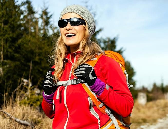 HotHands Body & Hand Super Warmers - Long Lasting Natural Odorless Air Activated Warmers - Up to 18 Hours of Heat - 3 Individual Warmers thumbnail 3