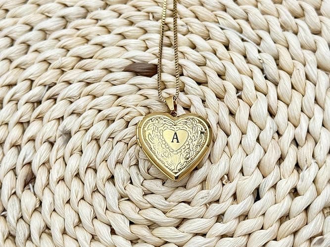 GOKING Love Heart Locket Necklace That Holds Pictures, Initial Alphabet A-Z Photo Lockets thumbnail 4