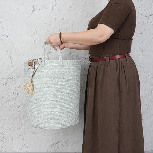 green laundry hamper  thumbnail 2