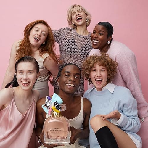 Marc Jacobs Perfect Eau de Parfum – Floral Women's Perfume – With Notes of Rhubarb, Daffodil thumbnail 4