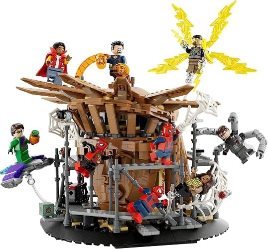 LEGO 76261 Marvel Spider-Man Final Battle Set, Recreate Spider-Man: No Way Home Scene with 3 Peter Parkers, Green Goblin, Electro, Sandman, Ned, Doctor Strange and MJ Minifigures, Collectible Model thumbnail 9
