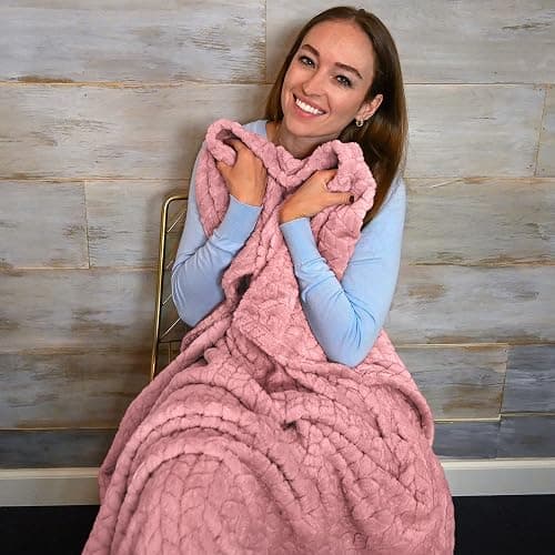 EverSnug Premium Travel Blanket Pillow - Soft 2 in 1 Airplane Blanket with Soft Bag Pillowcase, Hand Luggage Sleeve and Backpack Clip (Light Pink) thumbnail 8