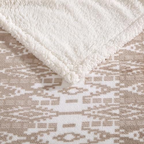 Eddie Bauer - Throw Blanket, Ultra-Soft Plush Blanket with Faux Shearling Popcorn Fleece Reverse, Oversized Bedding for Couch or Bed (San Juan Oyster, 50" x 60") thumbnail 5