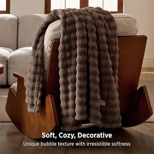 Bedsure Cloud Bubble Brown Throw Blanket for Couch, 50"×60" | Lightweight Decorative, Fleece, Couch/Sofa/Bed, Soft, Cute, Gifts for Women, Room Decor thumbnail 5