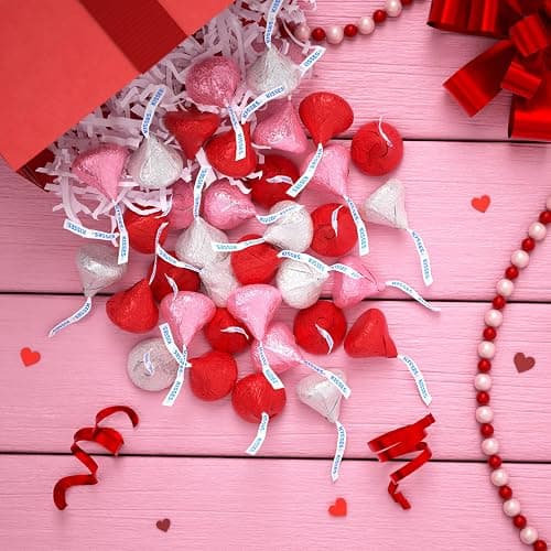 HERSHEY'S KISSES Milk Chocolate, Valentine's Candy Bag, 10.1 oz thumbnail 6