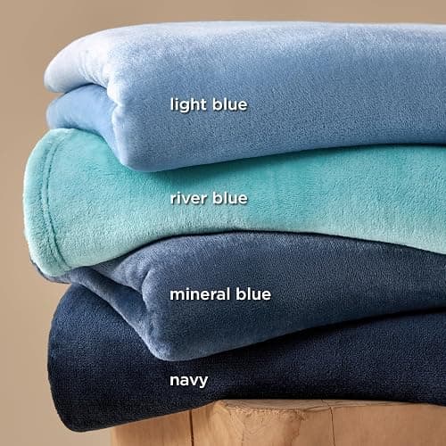 Bedsure GentleSoft Navy Blue Fleece Blankets King Size - Bed Blanket Soft Lightweight Plush Cozy Fuzzy Luxury Microfiber, 108x90 inches thumbnail 7