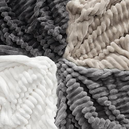 Bedsure Frost Gray Fleece Blanket for Couch - GentleSoft Cozy Soft Blankets for Women, Cute Small Throws for Girls, 108x90 Inches thumbnail 7