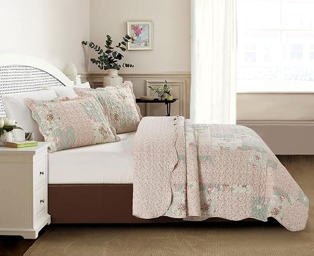 Brilliant Sunshine Rose and Sage Quilt Set, 3-Piece Bedding Sets, Traditional Patchwork Design, Washable and Reversible Bedspread, Soft Lightweight Coverlet, All-Season, Full/Queen, Light Pink Green thumbnail 2