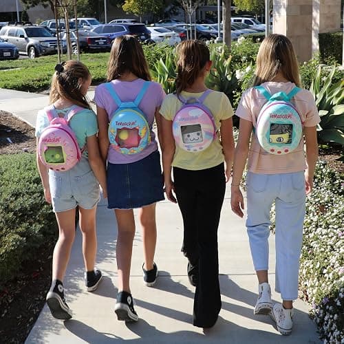 Tamagotchi Adventure Companion Backpack - Kuchipatchi thumbnail 6