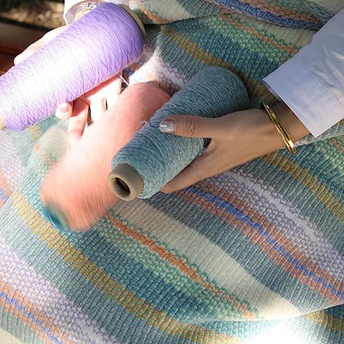Itigoitie Soft Chenille Yarn Throw 36"x48", Handmade Knit Throw Blanket，Decorative Spring Fall Blanket, Soft Cozy Warm Knitted Throw Blanket for Bed Sofa, Couch Chair, Living Room(1.37Ib) - Blue thumbnail 8