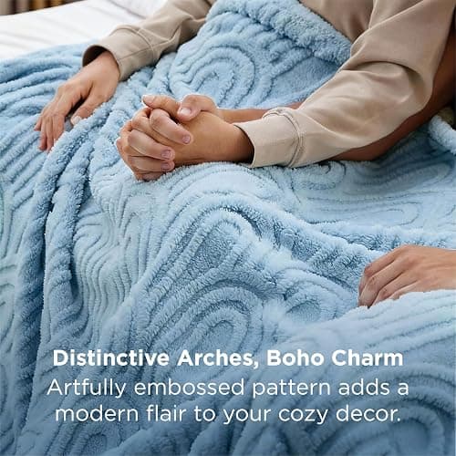 Bedsure GentleSoft Fleece Blanket Queen Size for Bed - Super Soft & Cozy, Fluffy Blankets for Women & Girls, Ideal for Sofa & Couch, Blue, 90x90 Inches thumbnail 4