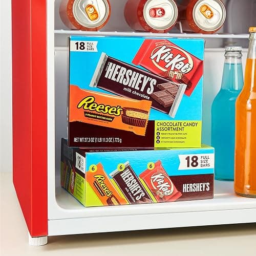 HERSHEY'S, KIT KAT and REESE'S Assorted Milk Chocolate Candy Variety Box, 27.3 oz (18 Count) thumbnail 6