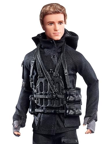 Barbie Collector The Hunger Games: Mockingjay Peeta Doll thumbnail 5