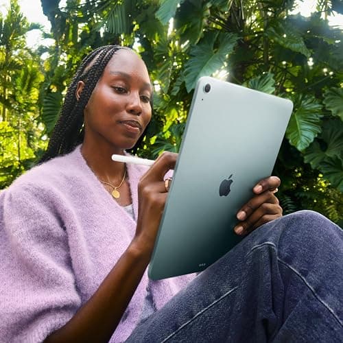 Apple iPad Air 11'' con chip M3: Apple Intelligence, 128 GB, fotocamera frontale e posteriore da 12MP, Wi-Fi 6E, Touch ID, un giorno intero di batteria — Grigio siderale thumbnail 4
