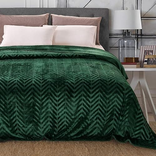 Whale Flotilla Flannel Fleece Bed Blanket Queen Size, Emerald Green | Lightweight Breathable Soft Bedspread, Plush Fluffy Coverlet Chevron Design Decorative Blanket for All Season, 90x90 Inch thumbnail 9