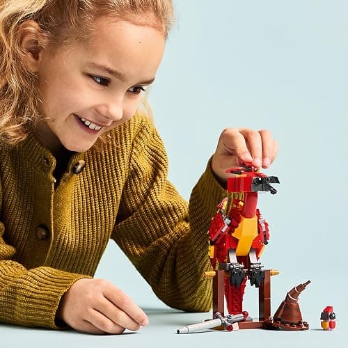 LEGO Harry Potter Fumseck : Le Phénix de Dumbledore - Jouet Avec Figurine d'Oiseau - Décoration Intérieure - Choixpeau & Épée De Gryffondor - Cadeau d'Anniversaire Pour Fille Ou Garçon Dès 8 Ans 76448 thumbnail 2