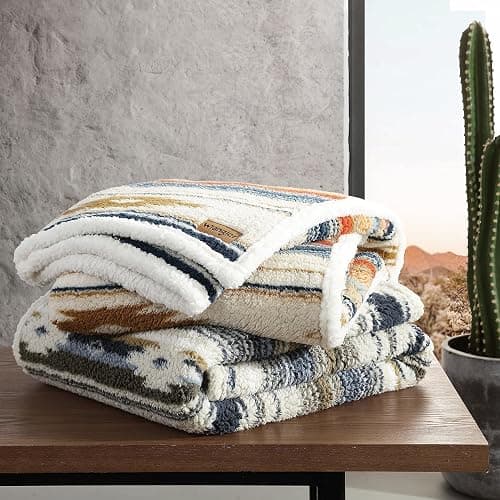 Wrangler- Throw Blanket, Ultra Soft Plush Home Decor, All Season Reversible Sherpa Bedding (Coyote Sands Ivory, 50 x 60) thumbnail 4