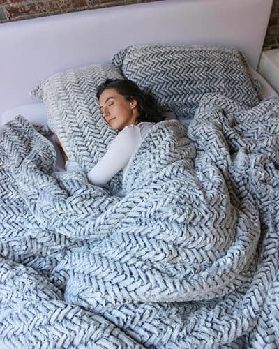 Byourbed Cozy Peaks - Coma Inducer® Oversized Queen Comforter Set - Chevron Frosted Navy thumbnail 3
