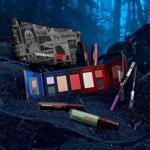 COVERGIRL x STRANGER THINGS UpsEYE Down Kohl Eyeliner - 160 For Eddie, thumbnail 7
