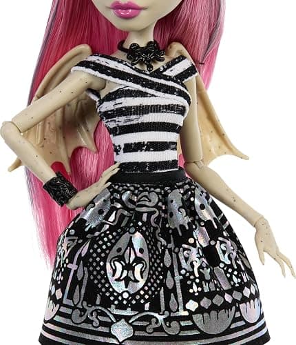 Monster High Boo-riginal Creeproduction Doll, Rochelle Goyle Collectible Reproduction with Doll Stand, Diary, and Pet Gargoyle Griffin Roux thumbnail 2