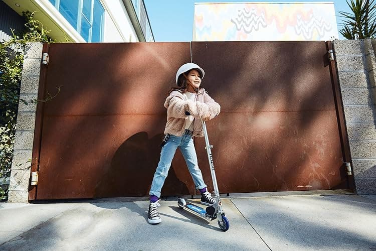 Razor A Kick Scooter for Kids - Lightweight, Foldable, Aluminum Frame, and Adjustable Handlebars thumbnail 3