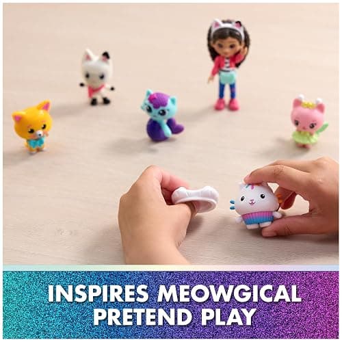 DREAMWORKS GABBY'S DOLLHOUSE The Movie, Cat-Venture Crew Pack, 11-Piece Toy Figure Set with Accessories, Kids Toys for Girls & Boys Ages 3 and Up thumbnail 9
