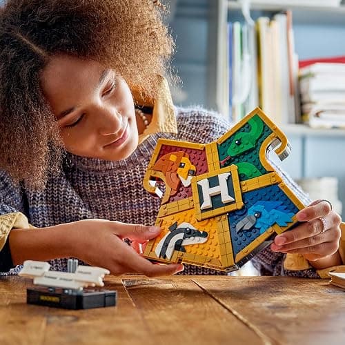 LEGO Harry Potter Hogwarts House Crest Toy - 3D Wall Art Model w/Animals - Kids' Room Decor - Birthday Gift Idea for 12+ Year Old Girls, Boys & Teenage Fans - 76462 thumbnail 8