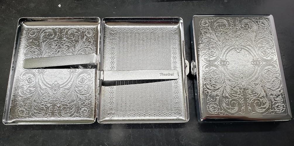 Etched Cigarette Case Victorian Style Metal Holder for Regular, King and 100's Size (Etched Silver) RFID thumbnail 2