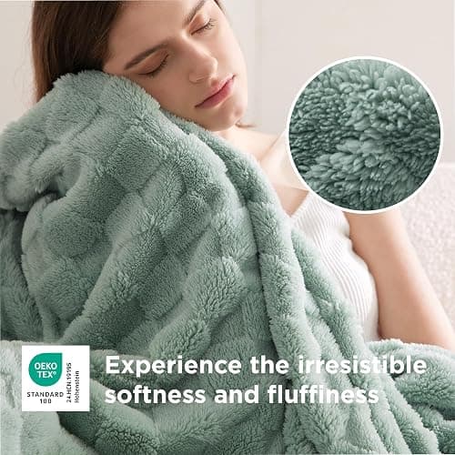 Bedsure Queen Size Blanket for Bed - Soft Fleece Checkered Blankets, Warm Cozy Thick Fluffy Fuzzy Plush Gifts for Women Girls, Fall Living Room Home Decor, Sage Green，90x90 thumbnail 5