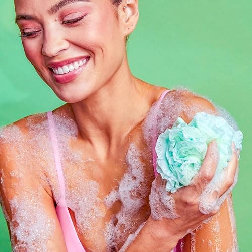 Tree Hut Body Wash Pink Hibiscus Foaming Gel, Cleanse & Soothe Skin Without Stripping Moisture, Made with our Hydrating Oil Complex, 18 fl oz. thumbnail 5