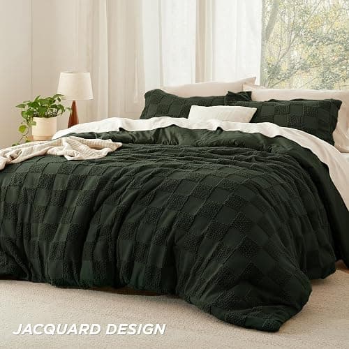 Bedsure King Size Comforter Set Dark Olive Green, Boho Tufted Bed Set, Checkered Farmhouse Shabby Chic Bedding, 3 Pieces, 1 Plaid Geometric Comforter and 2 Pillow Shams thumbnail 3