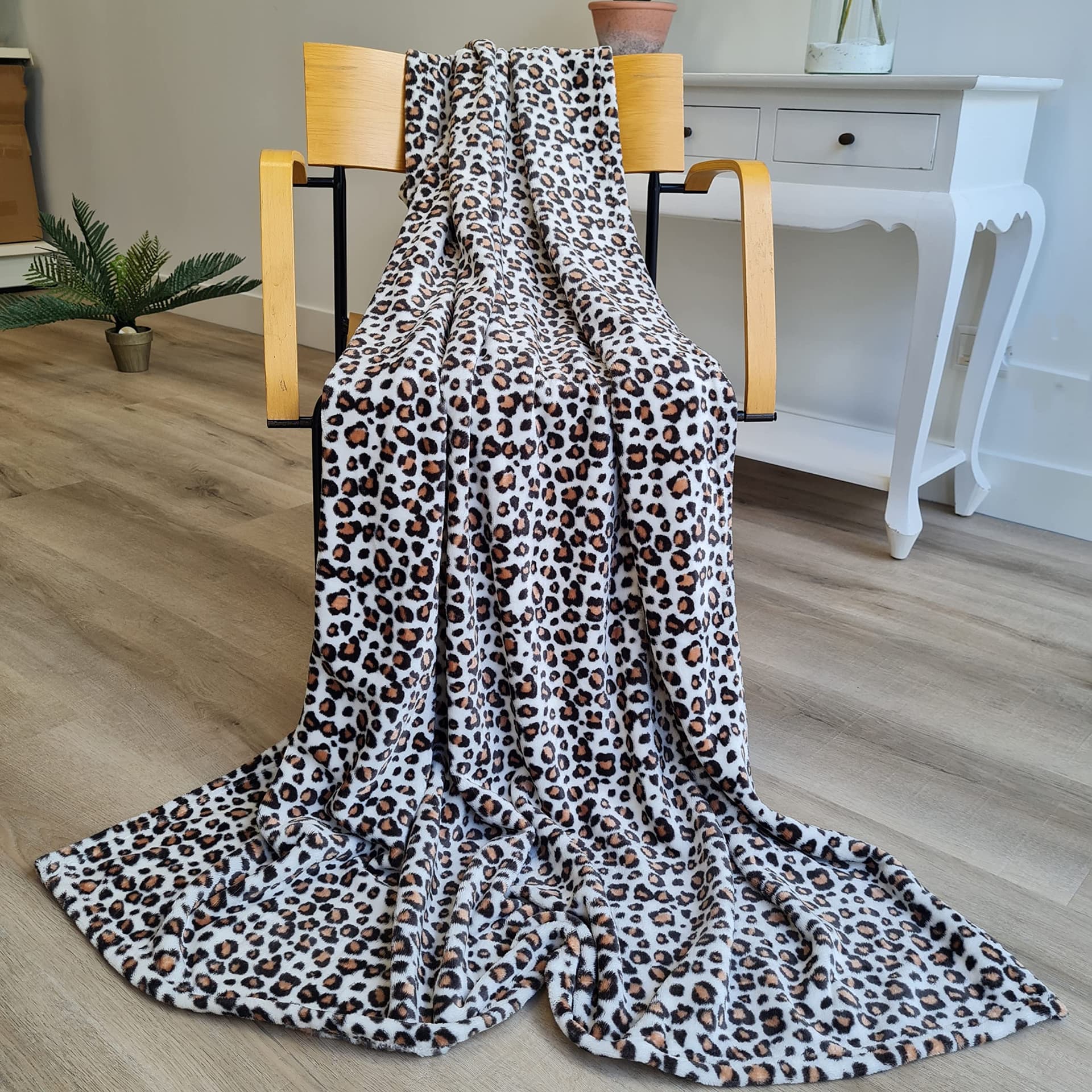 Fleece plaidlanket/doily leopard animal print 120 x 160 cm - Very soft coral/fluffy/teddy fleece - Leopard print throws thumbnail 4