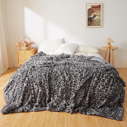 XeGe Fluffy Faux Fur Leopard Print Bed Blanket Kids Adults Couples, Plush Fuzzy Wrap Round Large Cheetah Queen Size Warm Shaggy Furry Blanket for Couch Sofa Bedroom Living Room, Grey, 90x90, Queen - Image 1