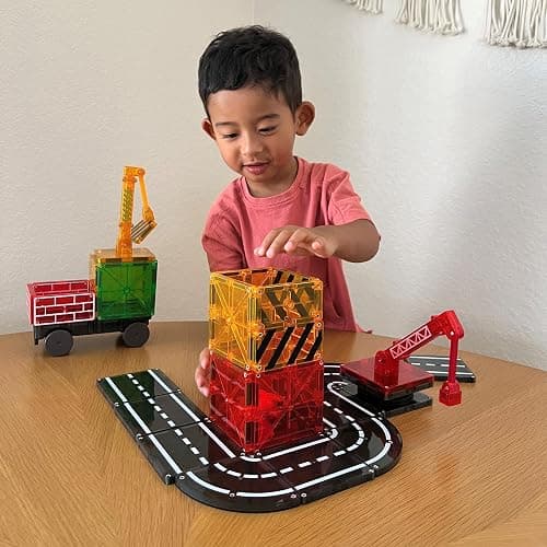 MAGNA-TILES Builder 32-Piece Magnetic Construction Set, The ORIGINAL Magnetic Building Brand thumbnail 4