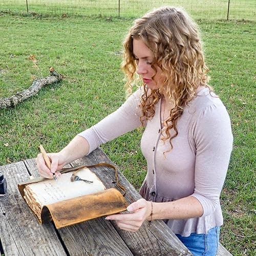 LEATHER VILLAGE Vintage Leather Journal – 200 Handmade Vintage Deckle Edge Paper – Leather bound Journal For Women Men – Vintage Key Closure - Book of Shadows - Cappuccino Brown - 8X6 inches (A5) thumbnail 7