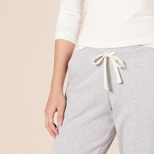 Amazon Essentials Women's Straight Leg Fleece Sweatpants with Drawstring (Available in Plus Size) thumbnail 4