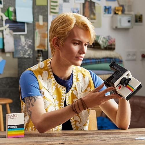 LEGO Ideas Polaroid OneStep SX-70 Camera Set for Adults, Collectible Vintage Model Kit to Build with Authentic Details, Creative Activity, Photography Gifts for Men, Women, Him, Her & Teens 21345 thumbnail 8