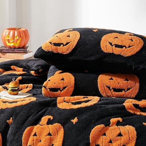 Smoofy Pumpkin Halloween Comforter Set, Fleece Queen Halloween Bedding | Cute Pumpkin Halloween Room Decor, Fluffy 3 Pieces Queen Size Bedding Set (1 Comforter, 2 Pillowcases) thumbnail 8