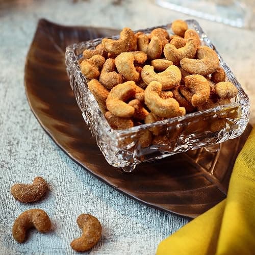 Honey Roasted Cashews - 32 oz Reusable Container | Gourmet Nuts Coated with Sweet & Natural Honey | Roasted to Perfection | Healthy Everyday Snack | Vegan | Kosher | Hand-Picked | Sweet & Crunchy thumbnail 5