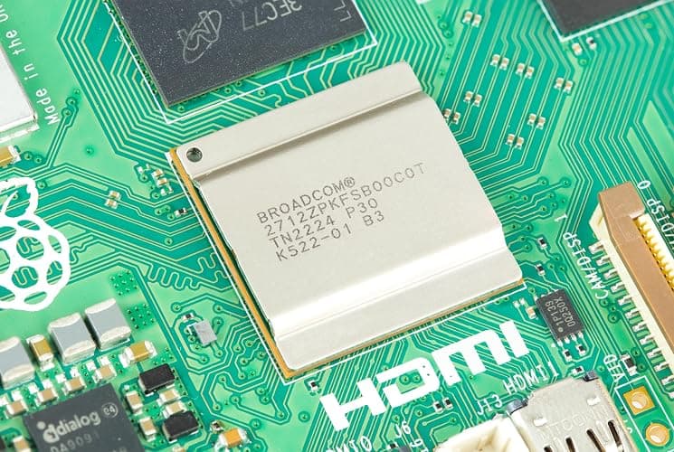 Raspberry Pi 5 8GB thumbnail 4