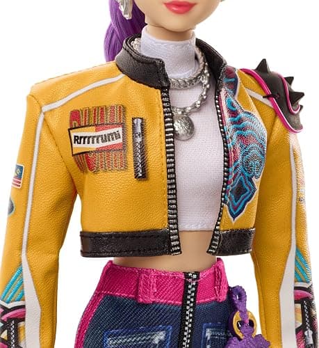 Mattel Kpop Demon Hunters HUNTR/X Rumi Fashion Doll | Wearing “How It’s Done” Performance Look, Sword Accessory​​, Inspired by the Movie thumbnail 4