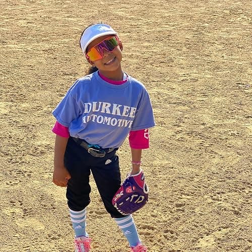 DUCO Kids Sunglasses Youth Baseball Sun Glasses Lightweight TR90 Frame UV400 Sports Cycling Shades for Boys Girls DK268 thumbnail 2