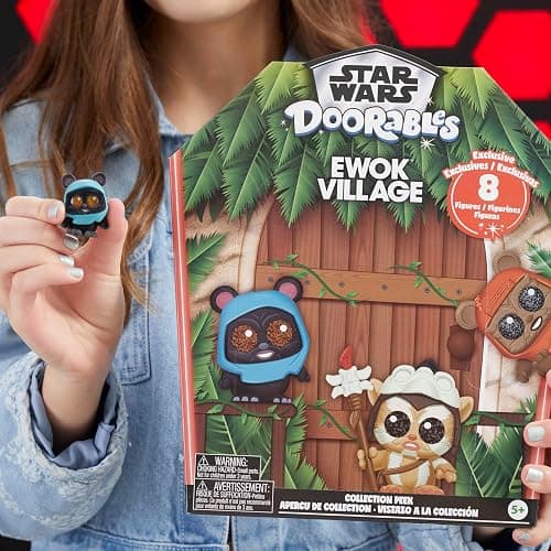 Star Wars™ Doorables Ewok Village Collection Peek, Collectible Figures, Kids Toys for Ages 5 Up by Just Play thumbnail 2
