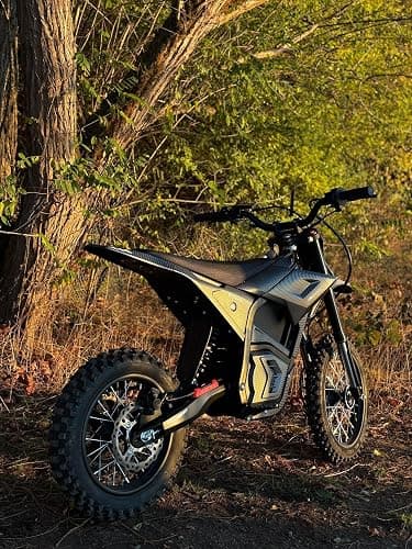 VALTINSU EM5 Electric Dirt Bike w/Light & Display, Off-Road Motorcycle 2600W 3 Speed Modes (Max 40MPH) 48V Range 53MI,14"/12" Tires,Dual Suspension & Hydraulic Brakes Fit Age 13+,Carbon Fiber Style thumbnail 9