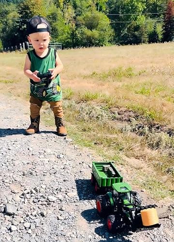 Remote Control Tractor Toy with Trailer | Metal Front Loader Farm Vehicle Set with Lights & 8-Wheel Design, RC Tractor Truck for Boys & Girls Ages 3-9, Fun Farm Toy Gift for Toddlers & Kids thumbnail 2
