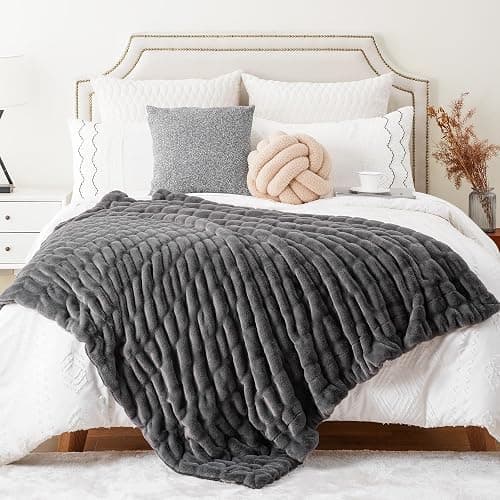 BATTILO HOME Luxury Faux Fur Blanket for Couch, Double Side Ruched Rabbit Fur Blanket Supper Soft Throw Blankets for Bed, Cozy Blanket, 50“x60 thumbnail 3