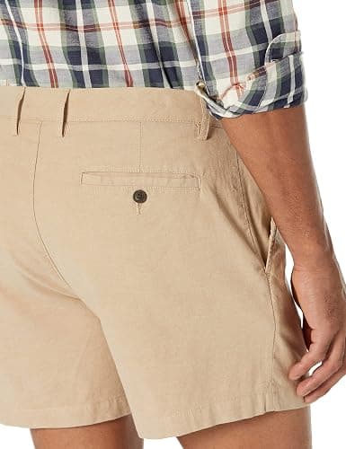 Amazon Essentials Men's Slim-Fit 5" Lightweight Comfort Stretch Oxford Shorts thumbnail 3