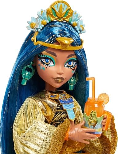 Monster High Cleo De Nile Poupée avec tenue glamour pour le Monster Fest et accessoires sur le thème du festival comme des en-cas, une affiche de groupe, un sac tendance et bien plus encore, HXH81 thumbnail 3