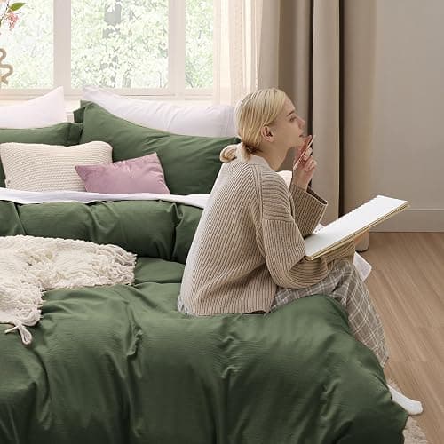 Bedsure Olive Green Duvet Cover Queen Size - 3 Pieces Prewashed Cotton-Like Extra Soft Bedding Set, Includes 1 Duvet Cover 90x90 Inches with Zipper Closure & 2 Pillow Shams, Comforter Not Included thumbnail 3